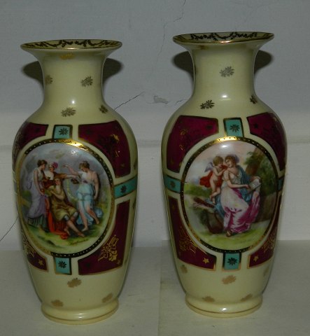 Pair of vases in porcelain from Royal Vienna
