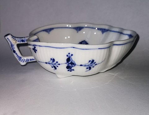 Royal Copenhagen: Blue fluted bowl with handle