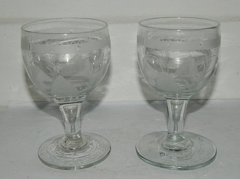 Par antikke glas fra ca. 1880