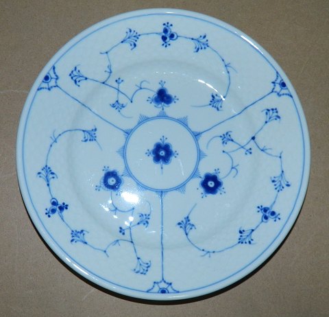 Lunch Plate in B&G flue fluted iron porcelain