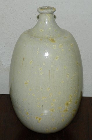 Aage Birck vase with crystal glaze