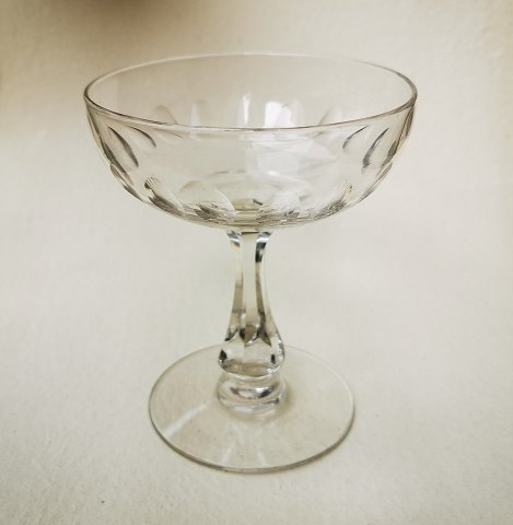 Derby champagneglas fra Holmegaard Glasværk