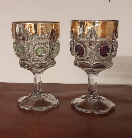 Par "Amerikanerglas" presset glas med guldkant