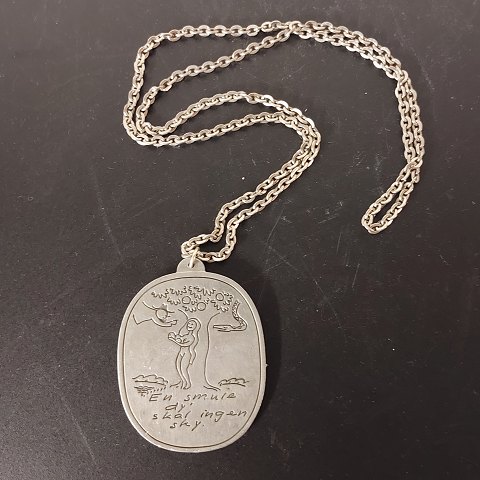 Jørgen Jensen pendant in pewter with Piet Hein text