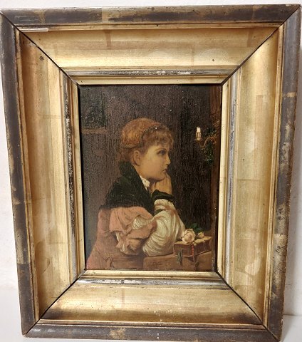 Portrait of girl 19th century in gold frame
